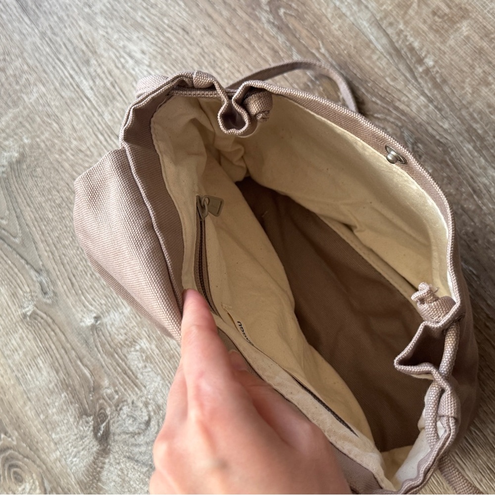 BAGGU Tan Shoulder Bag - Picture 4 of 4